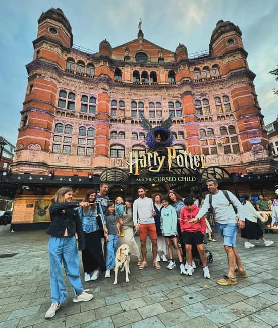 London: Harry Potter Tour, discover spells and secrets! - Starting at Piccadilly Circus: The Meeting Point