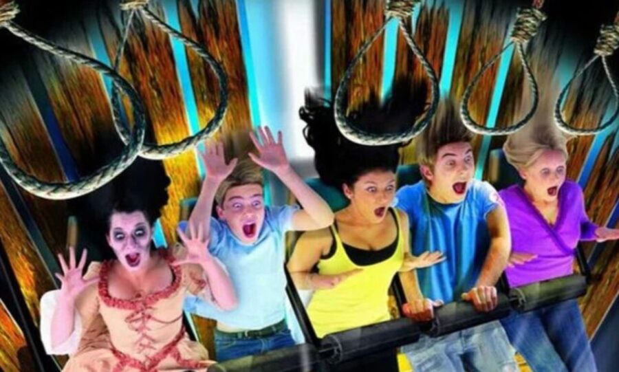 London: Harry Potter Tour, River Cruise & The London Dungeon - Walk Through the Narrow Streets and Tiny Shops that Inspired the Wizarding World