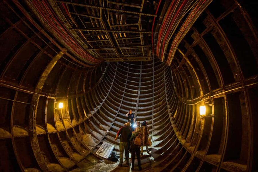 London: Hidden Tube Tour - Green Park Station - The Green Park Tour Starts with a Clear Meeting Point