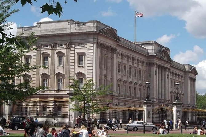 London Highlights - Private Taxi Tour with Hotel Pickup - Custom Pickups and Personal Service in a Classic Black Cab