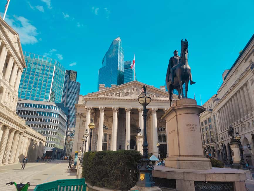 London: History of Money & Power Walking Tour - Starting Point at Queen Street for a Compact City Walk
