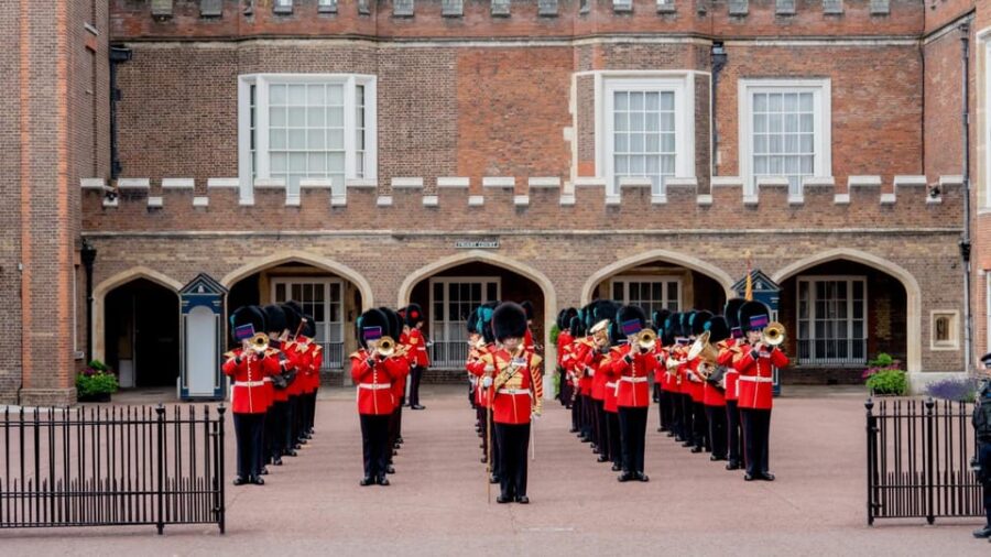 London: Hop-On Hop-Off Pass with Thames River Cruise 24 Hrs - Starting Point and How to Access Your Ticket