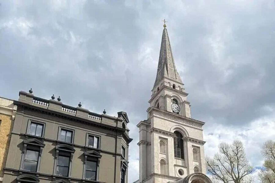 London: Jack the Ripper Tour with Drinks - Starting Point at Altab Ali Park in Whitechapel