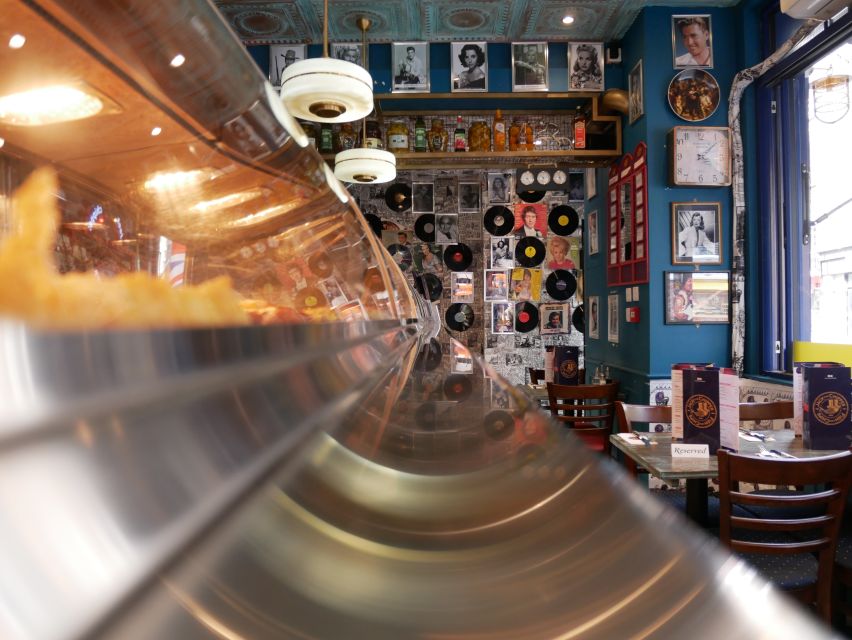 London: Jack The Ripper Tour with Ripper-ologist - Starting Point at Whitechapel High Streets Whitechapel Gallery