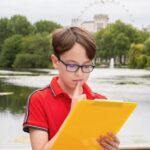 London: Kids Activity Tour in English or German - Exploring the Architectural Landmarks with Playful Questions