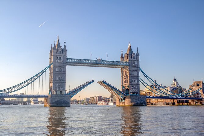 London Layover - Private Tour from Heathrow Airport - Iconic Views and Photo Opportunities
