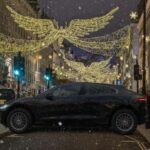 London: Luxury Electric Car Private Christmas Lights Tour - From Kensington and Chelsea to Notting Hill