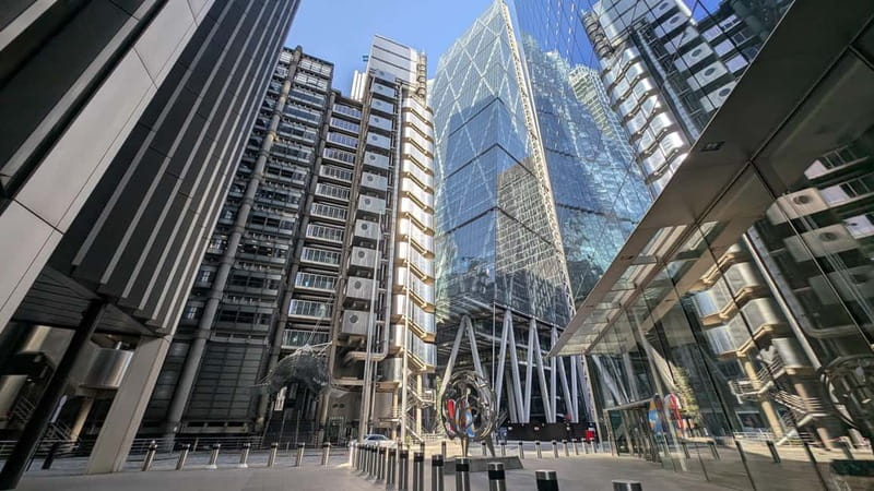 London: Modern Architecture & Building Guided Walking Tour - The Guide: Sam’s Experience and Approach