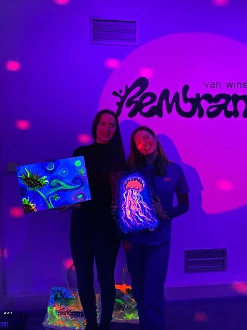 London: Paint and Sip in the Dark with Bottomless Drinks - Enjoy a Night of Neon Art Guided by Expert Instructors