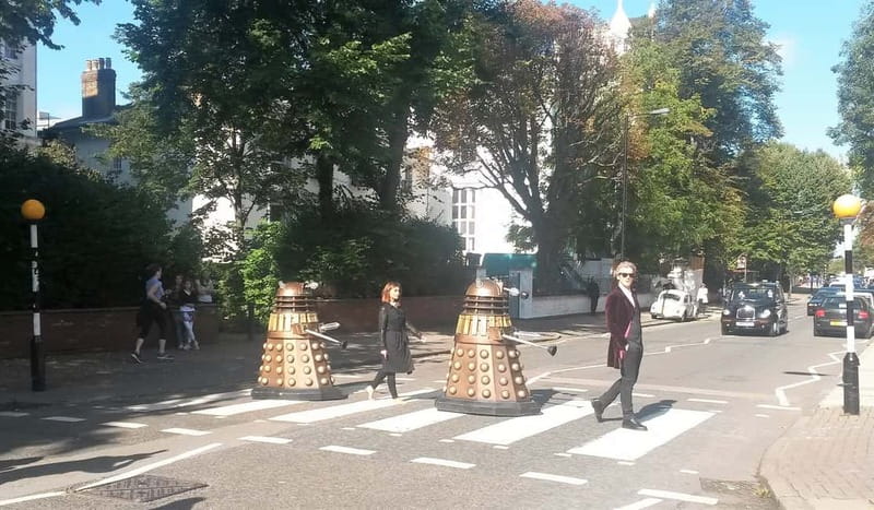 London: Private Beatles & Rock Superstar Tour - Hotel Pickup - A Private Taxi Tour with a Rock n Roll Focus