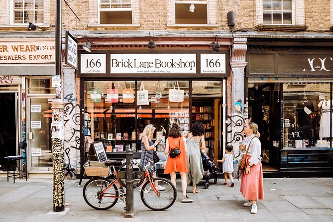London Private Food Tour, the Best of East London with a Local Foodie - Explore East London’s Quirky Streets and Market Scenes
