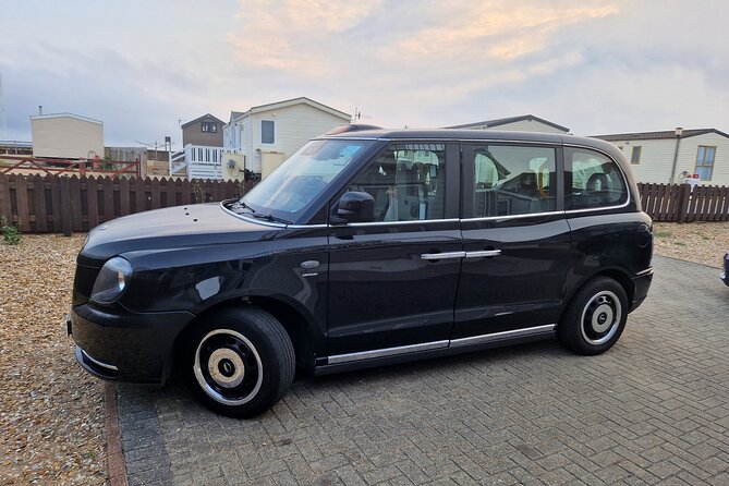 London Private Guided Taxi Tour - Exploring Buckingham Palace and Surrounding Royal Parks