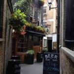 London: Private Tour Of Historic Pubs With A Friendly Guide - Starting Point Outside Blackfriars Underground Station