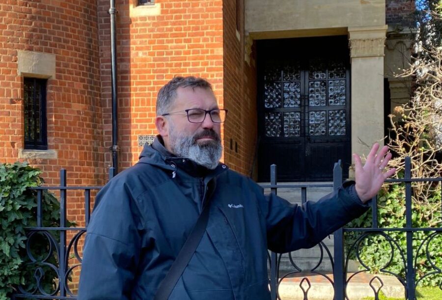 London: "Queen" Highlights Walking Tour - Exploring Queens Roots in South Kensington and Kensington