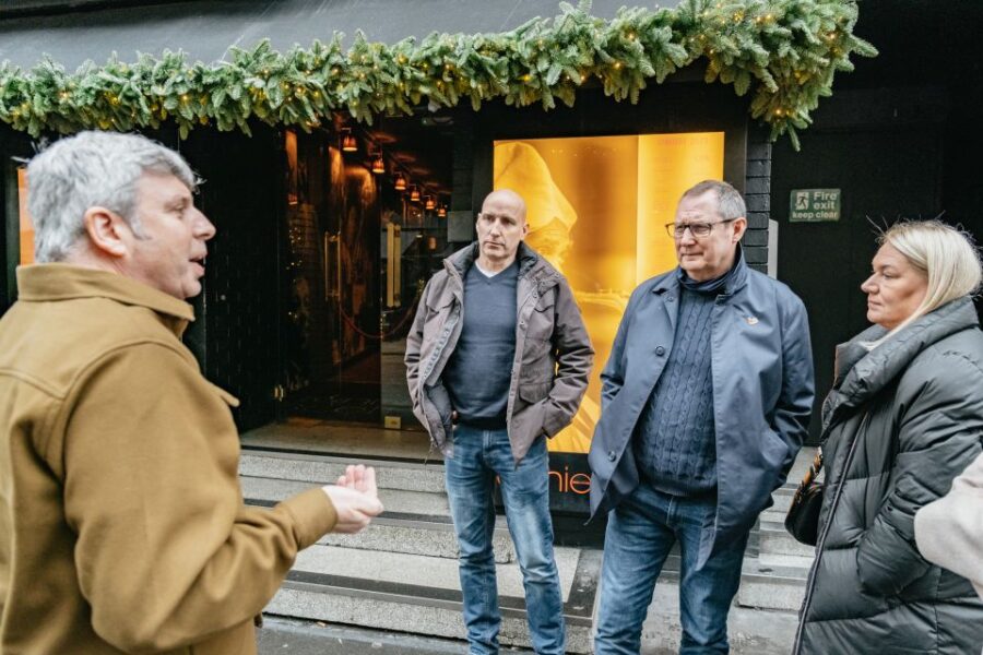 London: Rock and Roll Taxi Tour - Start with a Pickup from Your Preferred Location