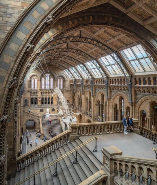 London: Royal Kensington Guided Walking Tour - Starting Point at Knoots Coffee Shop