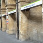 London: Self-Guided Notting Hill Walking Tour with an APP - Exploring Simon Close and Denbigh Terrace