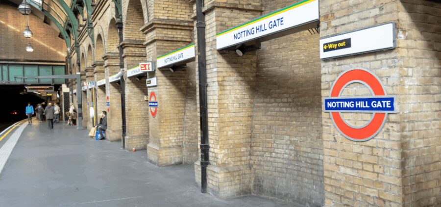 London: Self-Guided Notting Hill Walking Tour with an APP - Exploring Simon Close and Denbigh Terrace