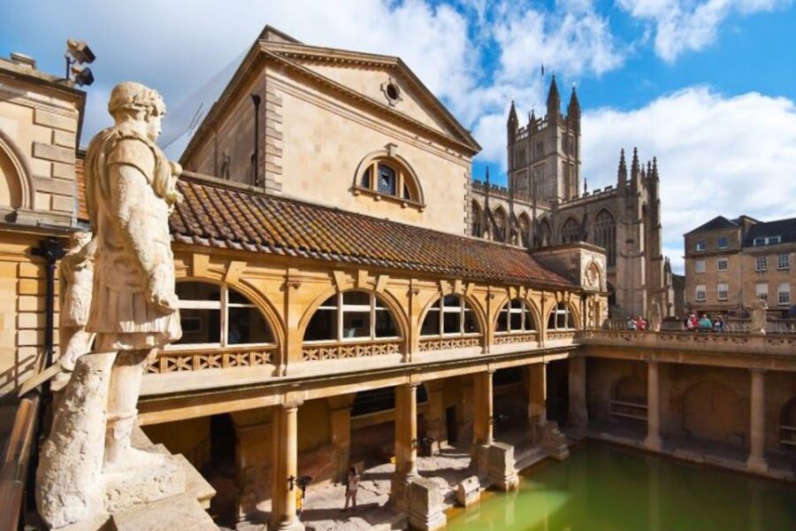 London: Stonehenge, Bath, Lacock, & Avebury Small Group Tour - Exploring Stonehenge and Its Mysterious Origins