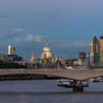 London: Sunday Lunch Jazz Cruise - Sampling a Traditional Sunday Lunch on the Water