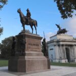 London: Three Palaces Walk & Tea at Kensington Palace - Discovering Hidden Corners of St James’s Palace