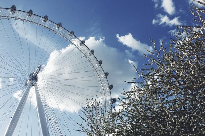 London Tootbus Kids Tour with Bespoke Live Guided Commentary - Special Features: Live Guided Commentary Designed for Kids