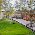 London: Tower of London and Crown Jewels Private Guided Tour - Walking the Ramparts of the Royal Fortress