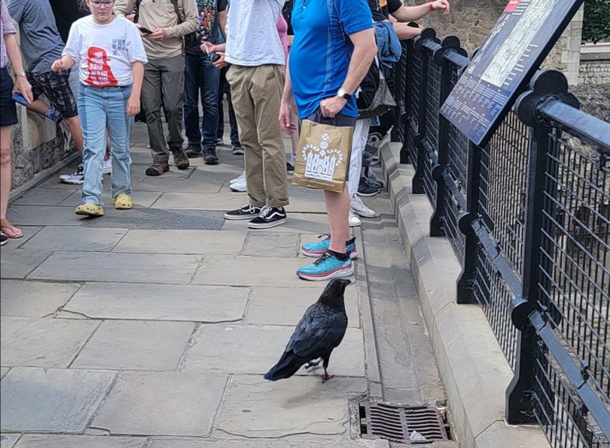 London: Tower of London Guided Tour with Boat Ride - Scenic Thames River Cruise: Views and Landmarks