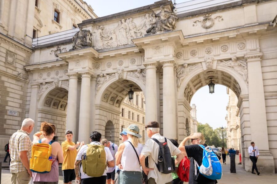 London: Walking Tour & Westminster Abbey Skip-the-Line Entry - Starting Point: The Ritz London and Nearby Landmarks