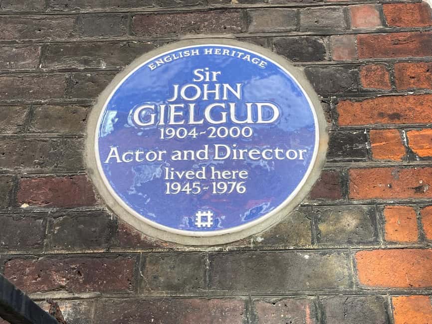 London: Westminster Behind the Abbey Walking Tour - The Guide: Marie’s Storytelling Approach