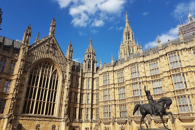 London's Amazing Palaces & Parliament : Private Tour - Starting at Green Park: The Tour’s Opening Stop