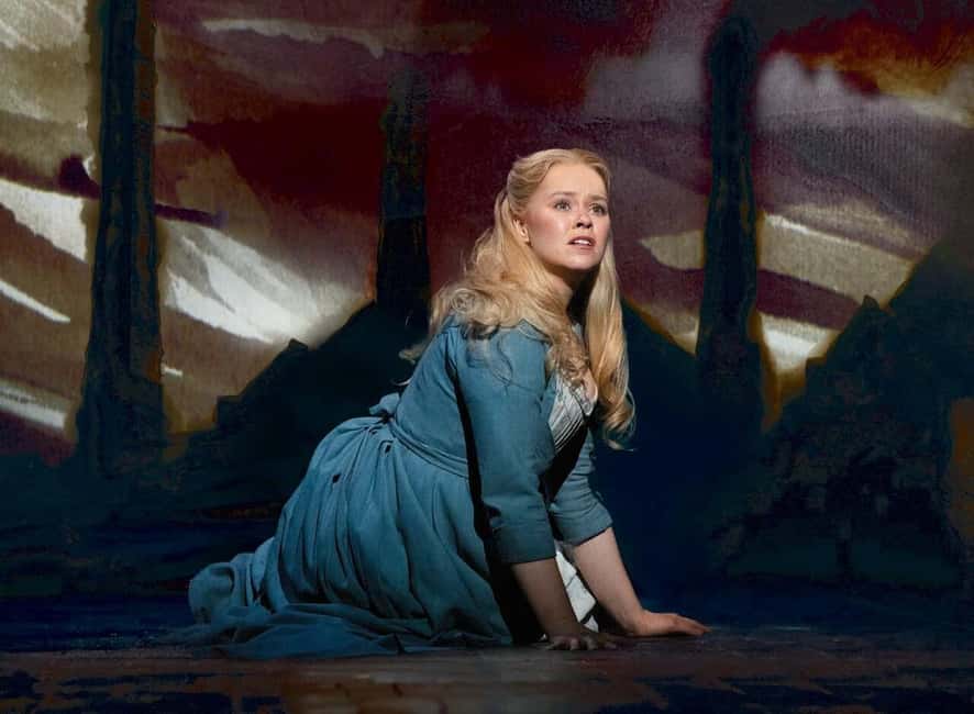 London's West End: Ticket to Les Misérables - The Historic Sondheim Theatre in Central London