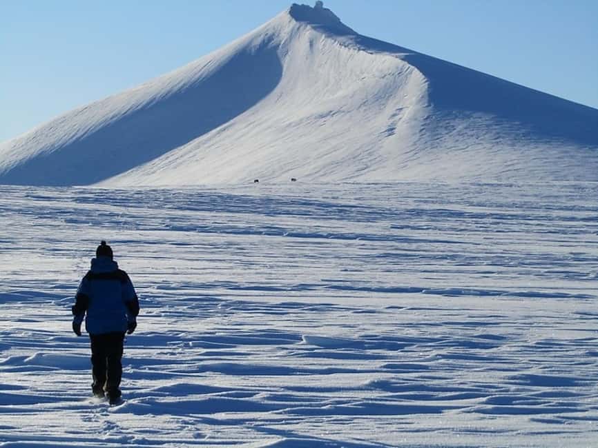 Longyearbyen: Trollsteinen Summit Hike - The Trollsteinen Summit Hike in Longyearbyen, Norway