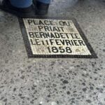 Lourdes Express: Private Guided Tour of the Sanctuaries - The Role of the Guide in Enhancing the Experience