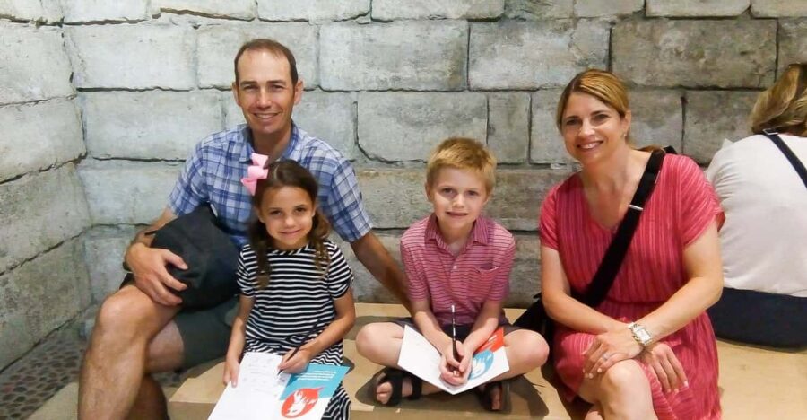 Louvre Guided Treasure Hunt for Families and Kids - The 2-Hour Guided Tour Through the Louvre’s Most Famous Artworks