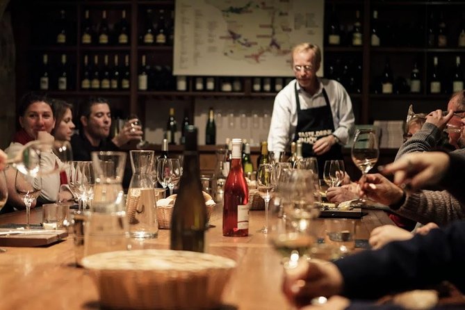 Louvre Masterpieces Express Guided Tour & French Wine Tasting - The Wine Tasting at Ô Chateau: A Sophisticated Close