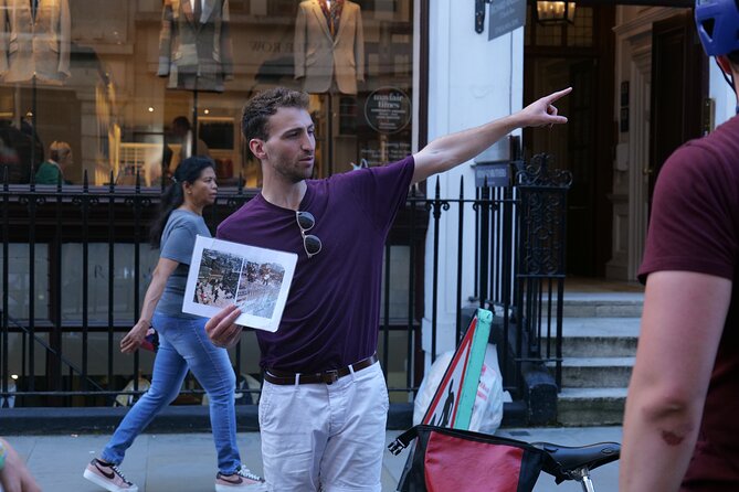 Love London Bike Tour - Exploring Waterloo and the Banksy Tunnel