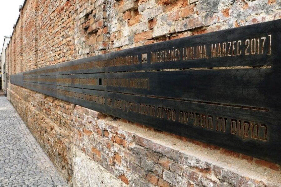 Lublin: Local Jewish Heritage Full-Day Guided Tour - The Tour Starts with a Personal Welcome and Private Transport