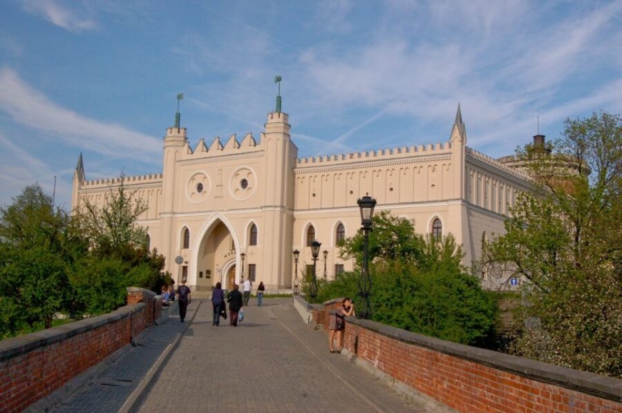 Lublin Old Town Highlights Private Walking Tour - Exploring Lublin’s Historic City Gates and Walls