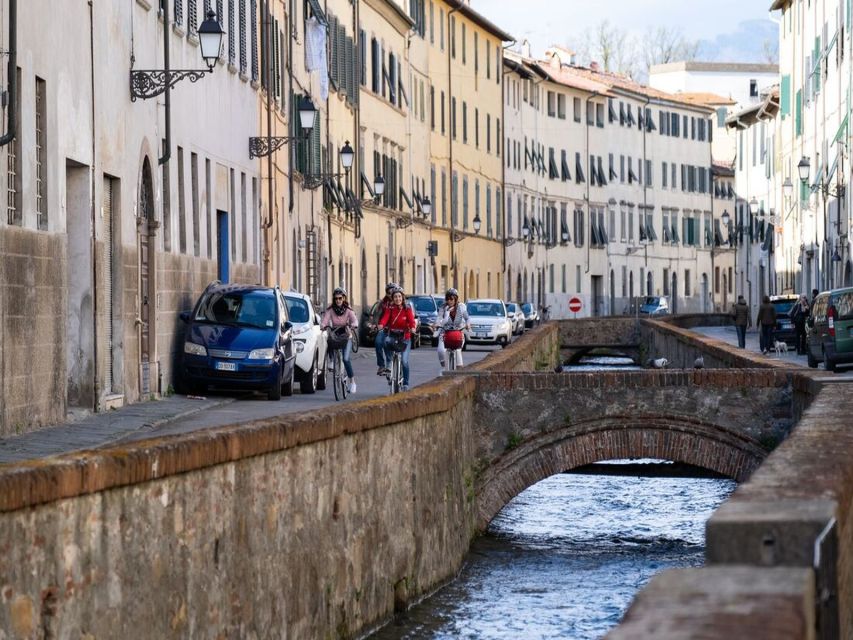 Lucca: 3-Hour Bikes & Bites Foodie Adventure like a Local - Exploring Lucca’s Unique Green Walls