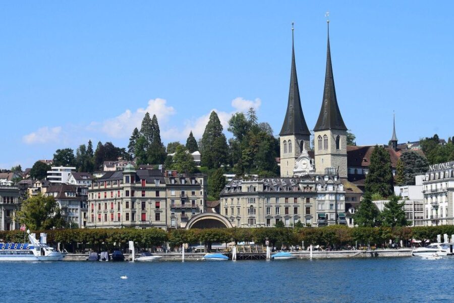 Lucerne Private Walking Tour - Starting Point at Bucherer: Easy Access in the Old Town