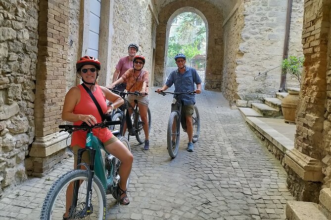 Luxury Eno and Oil experience, by e-bike and more... - Exploring the Historic Cellars of Tenuta di Salviano
