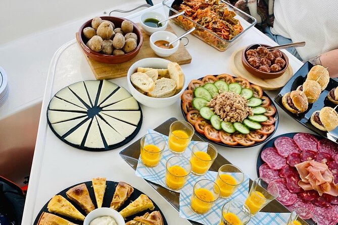 Luxury Private Half-Day Catamaran Charter in Lanzarote - Discover Playa de Papagayo and Its Natural Beauty