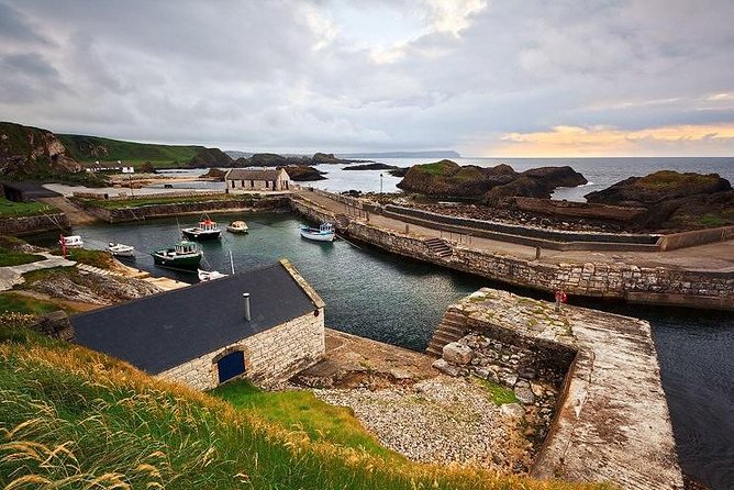 Luxury Tours Belfast. Full day Private Hire Tour for 2- 6 people - Select Your Tour Theme for a Personalized Experience