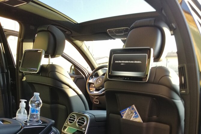 Luxury transfers to and from Venice city - Venice Airport to Piazzale Roma: Your Easy Arrival