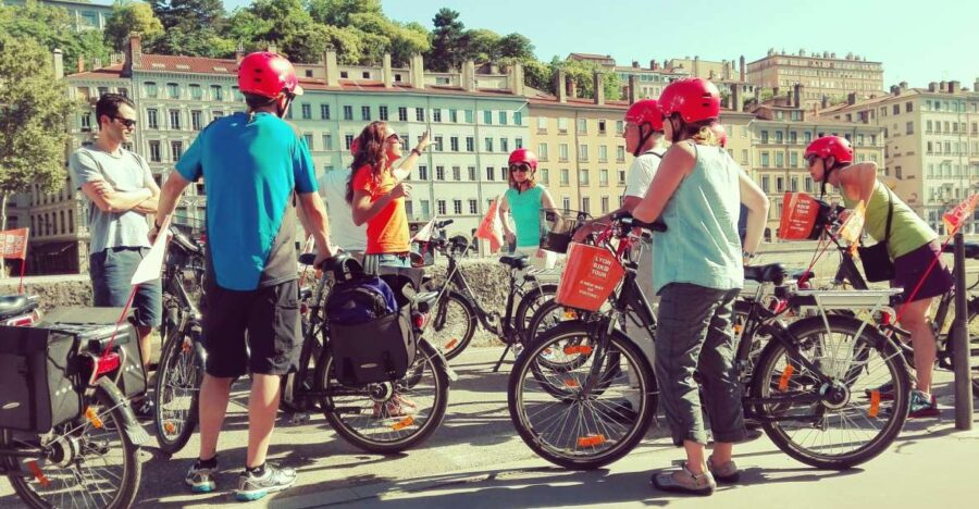 Lyon: 3-Hour Guided E-Bike Tour - Riding the E-Bikes in Lyon’s Historic and Modern Districts