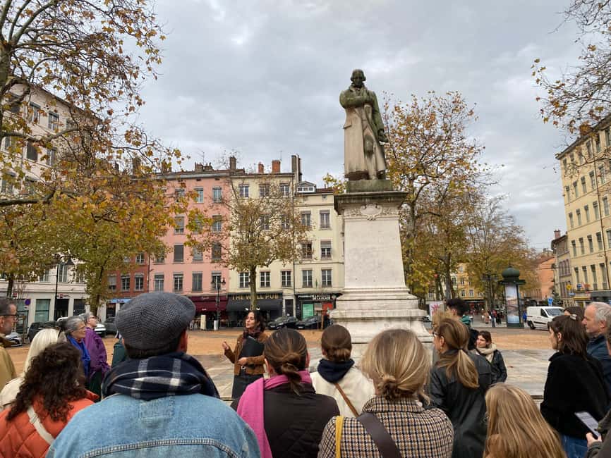 Lyon: a unique tour of Lyon's heroines - Discover Lyons Heroines on a 1.5-Hour Guided Walk in Croix Rousse