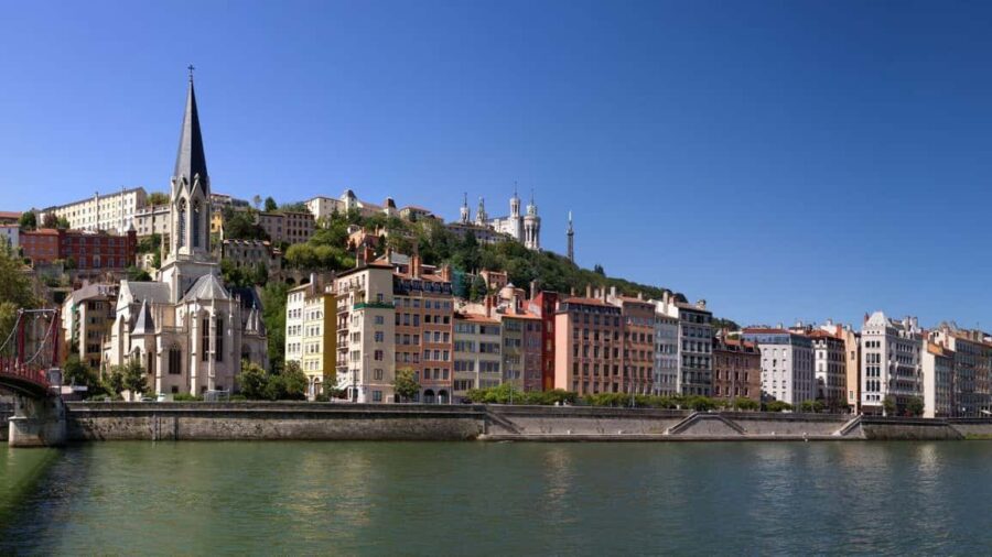 Lyon: between history and cinema, guided tour and coffee break included. - Starting Point in the Terreaux District