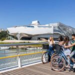 Lyon: city highlights bike tour - Starting at ComhiC for an Easy Bike Rental and Tour Setup