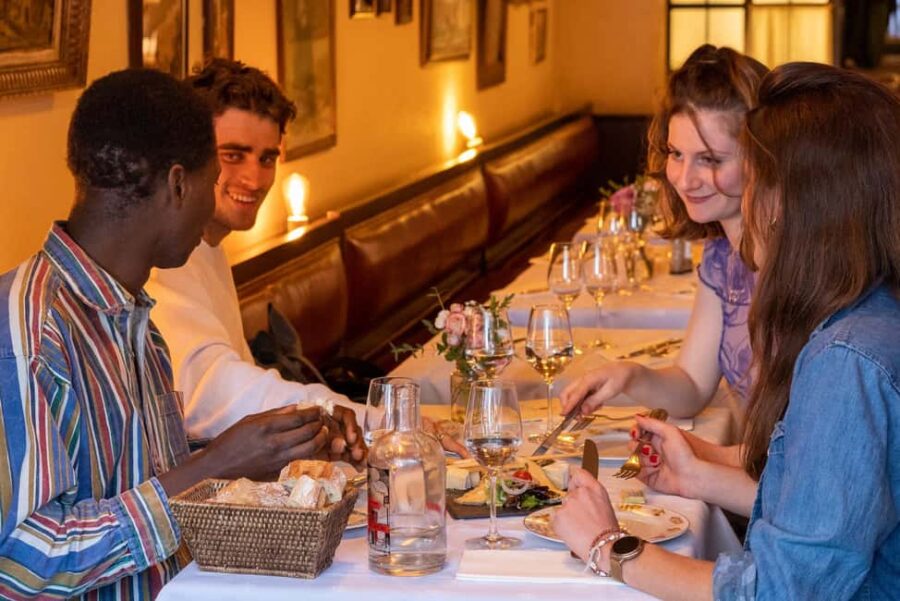 Lyon: Guided Evening Food Tour - Starting in the Heart of Lyon’s Old Town